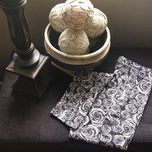 Brand new, super soft leggings